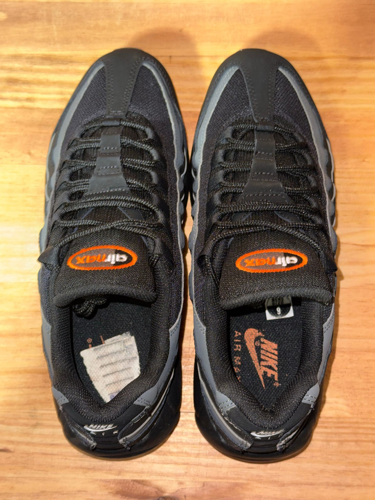 Nike Air Max 95 Black Grey Safety Orange - Size 9