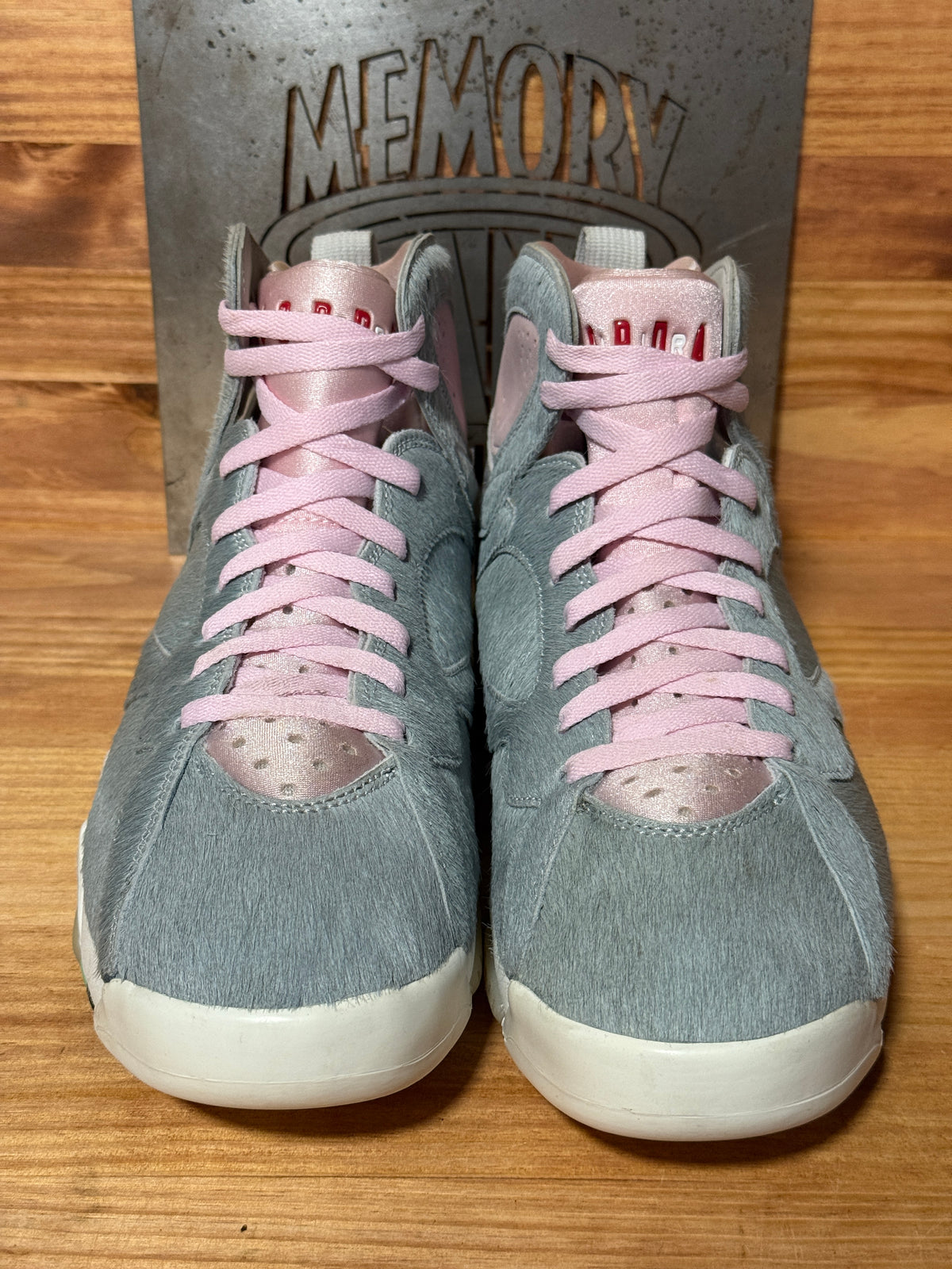Jordan 7 Retro Neutral Grey