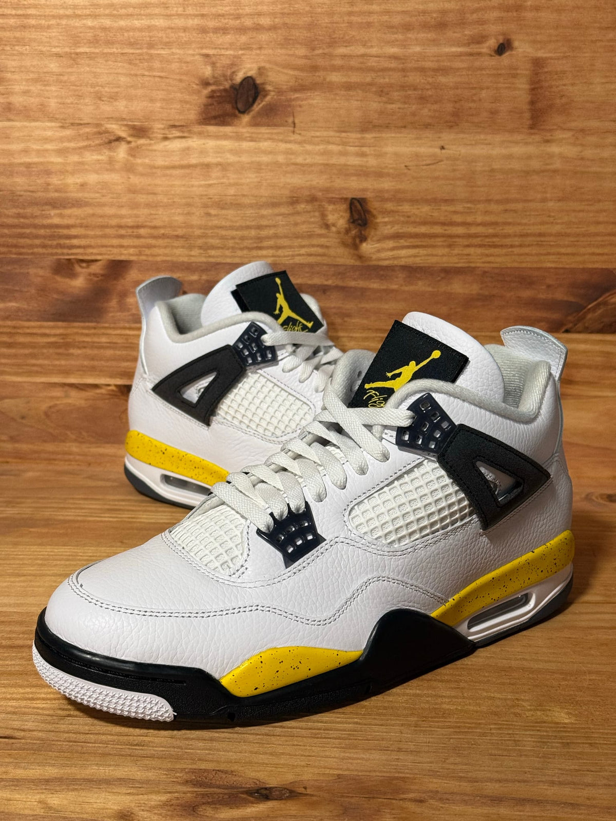 Jordan 4 Retro Rare Air Tour Yellow - Size 10.5