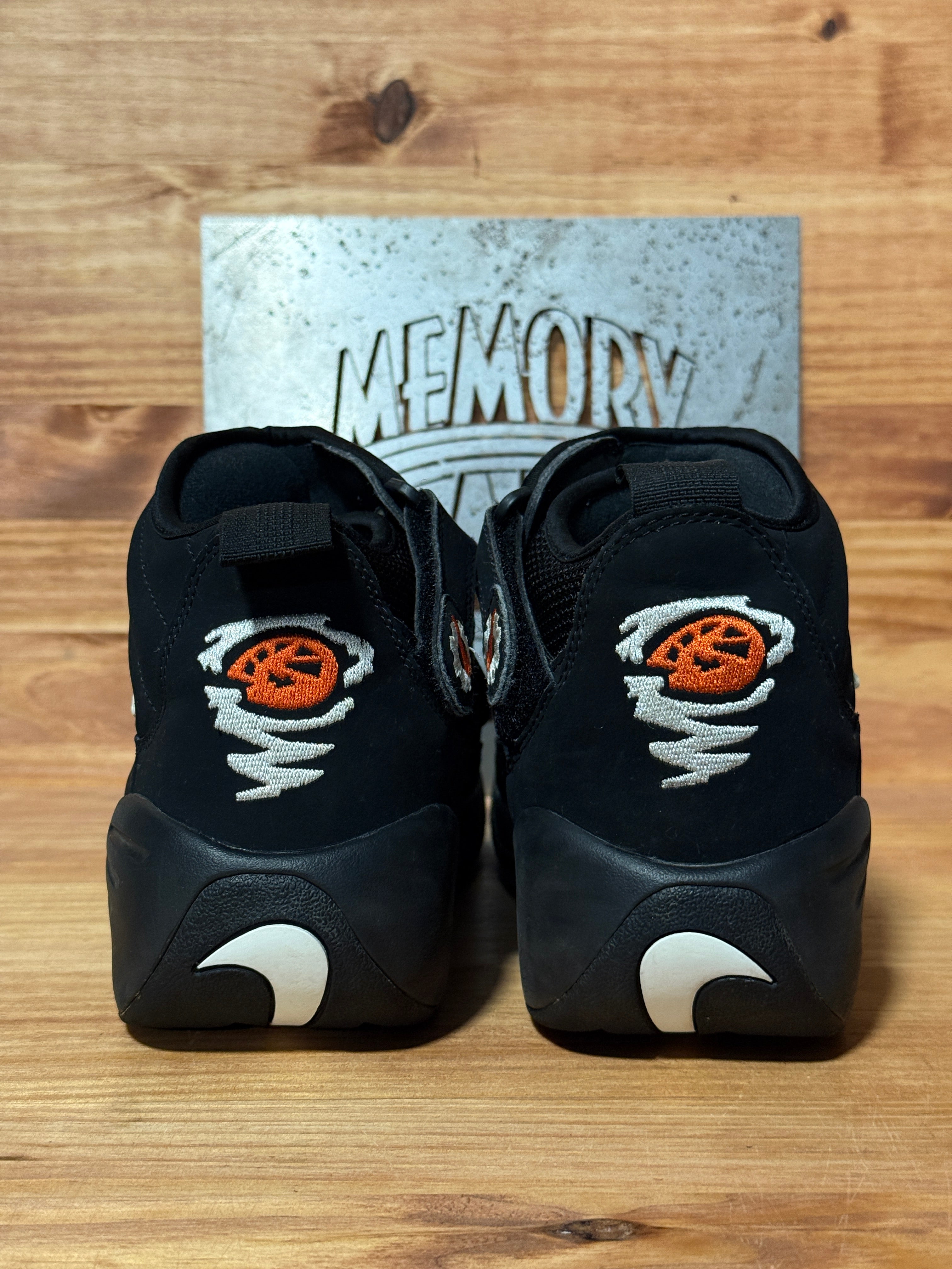 Nike Shake N'Destrukt Black White