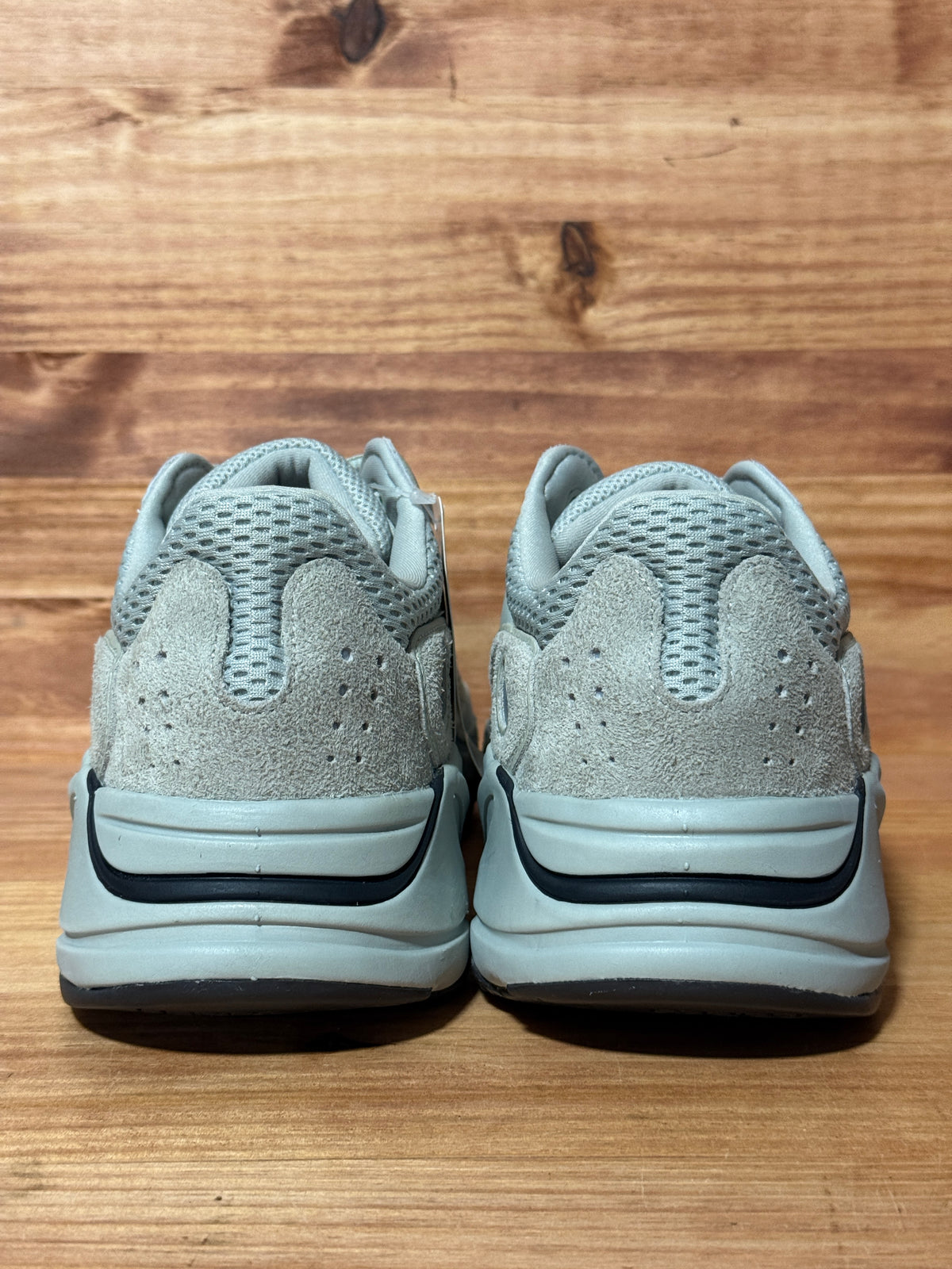 adidas Yeezy Boost 700 Salt