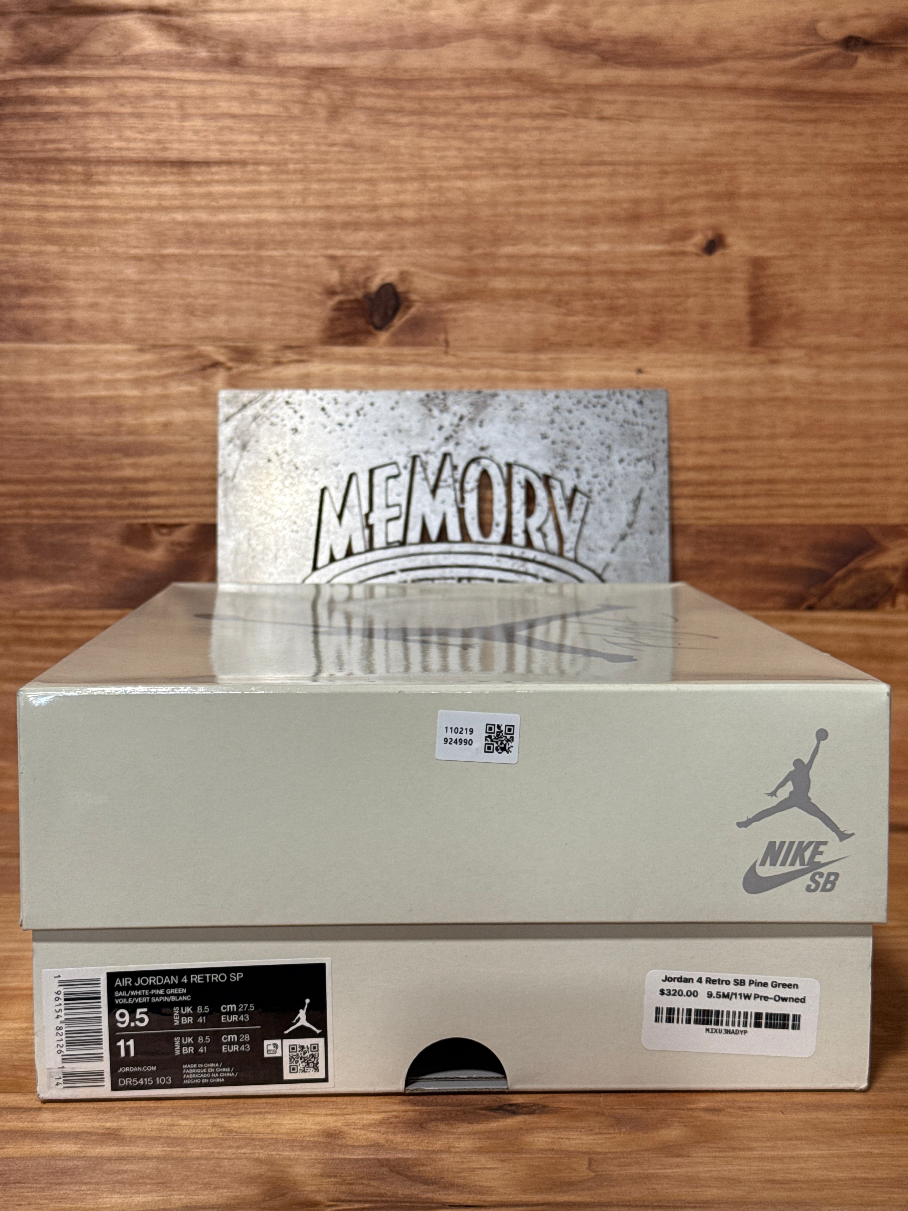 Jordan 4 Retro SB Pine Green