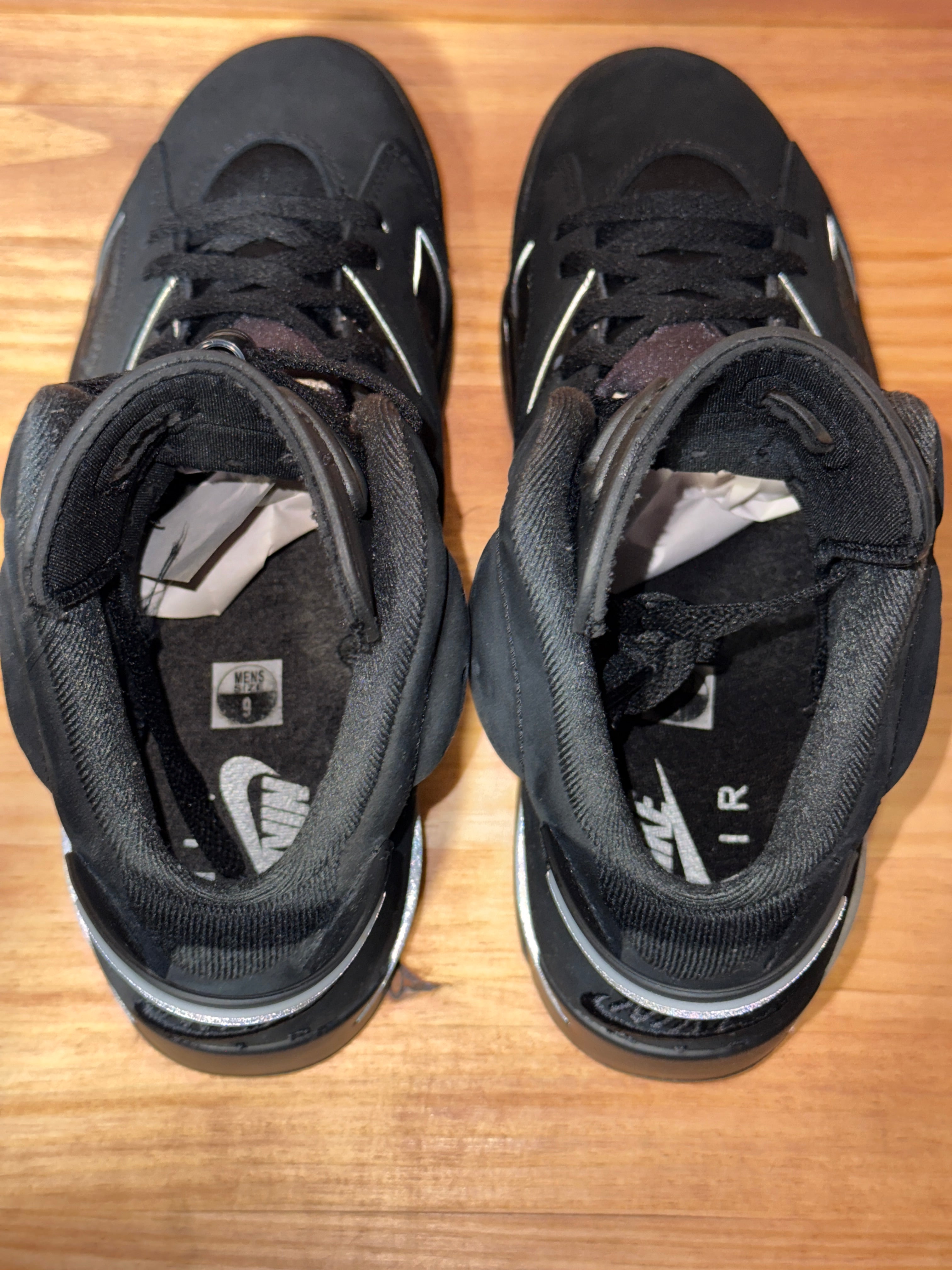 Jordan 6 Retro Cap and Gown