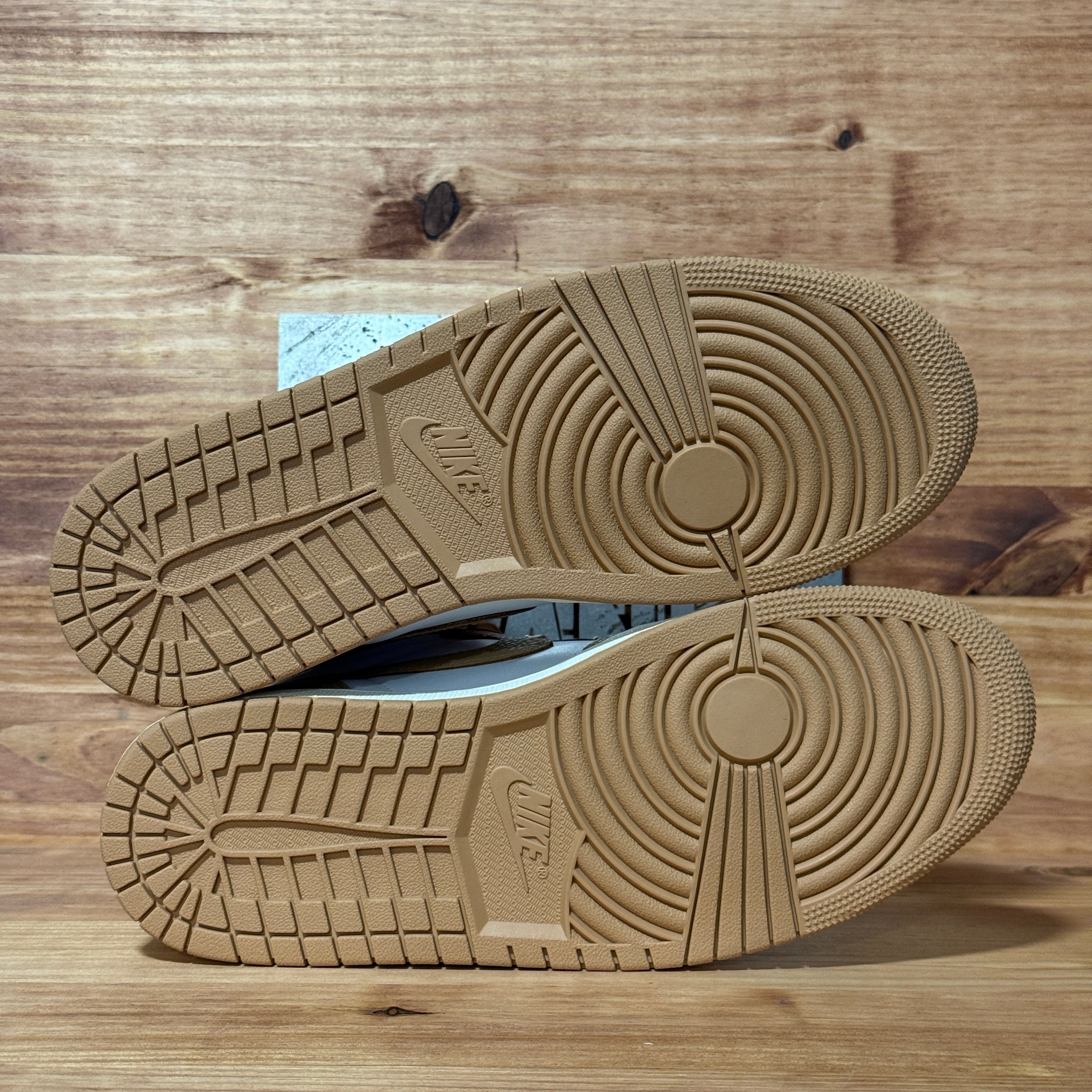 Jordan 1 Retro High OG Praline (Women's)