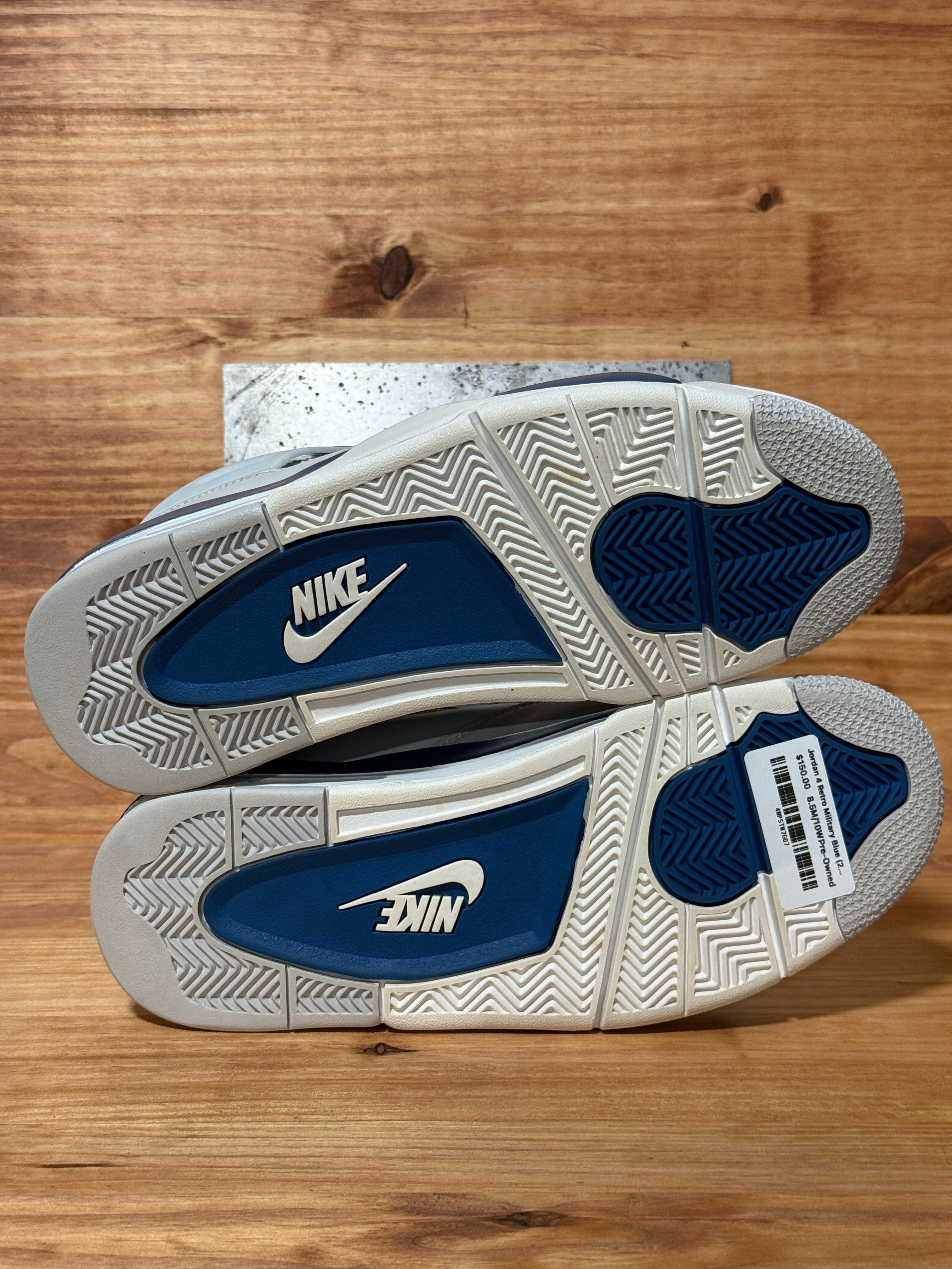 Jordan 4 Retro Military Blue (2024)