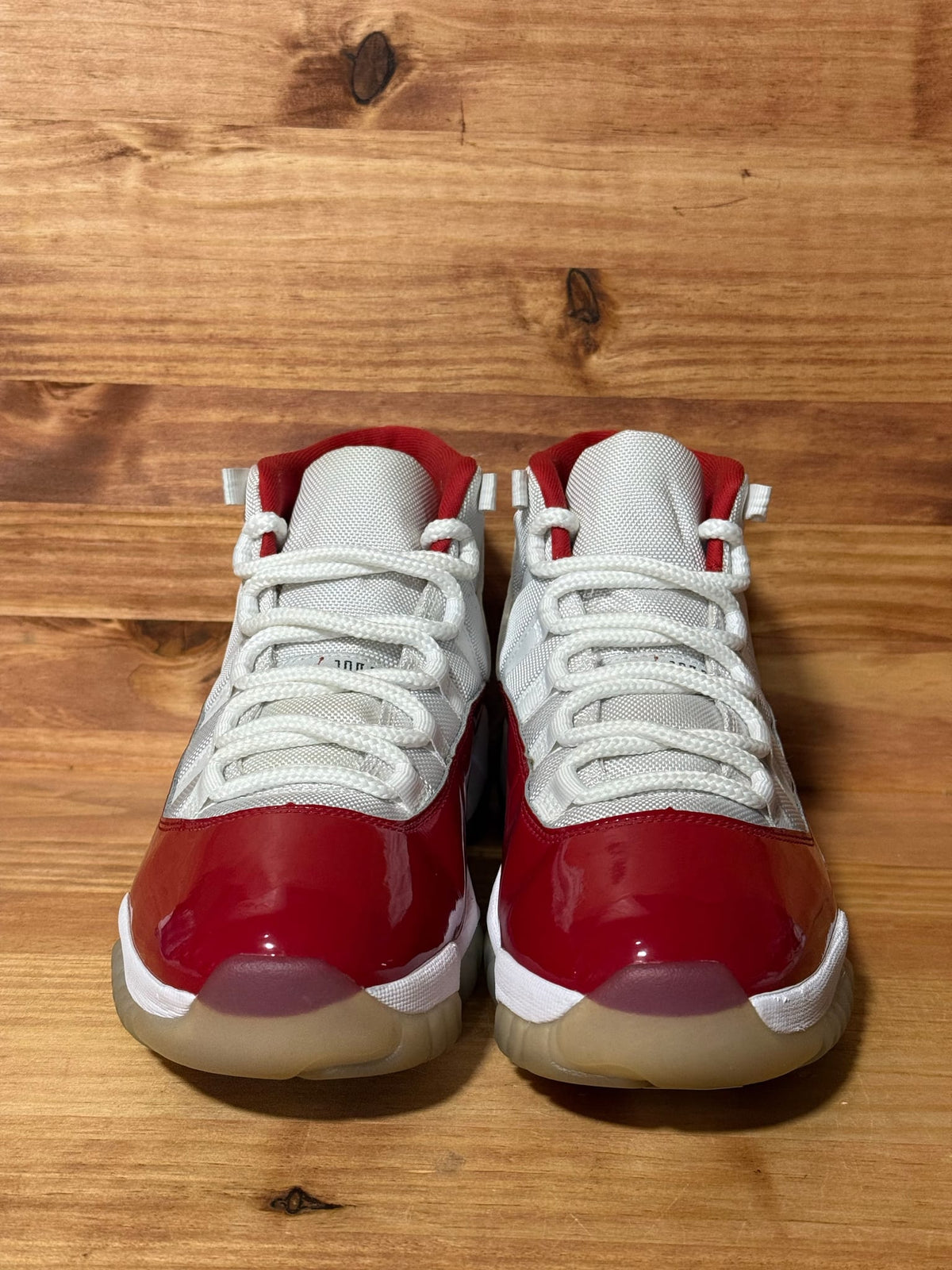 Jordan 11 Retro Cherry (2022) - Size 8.5
