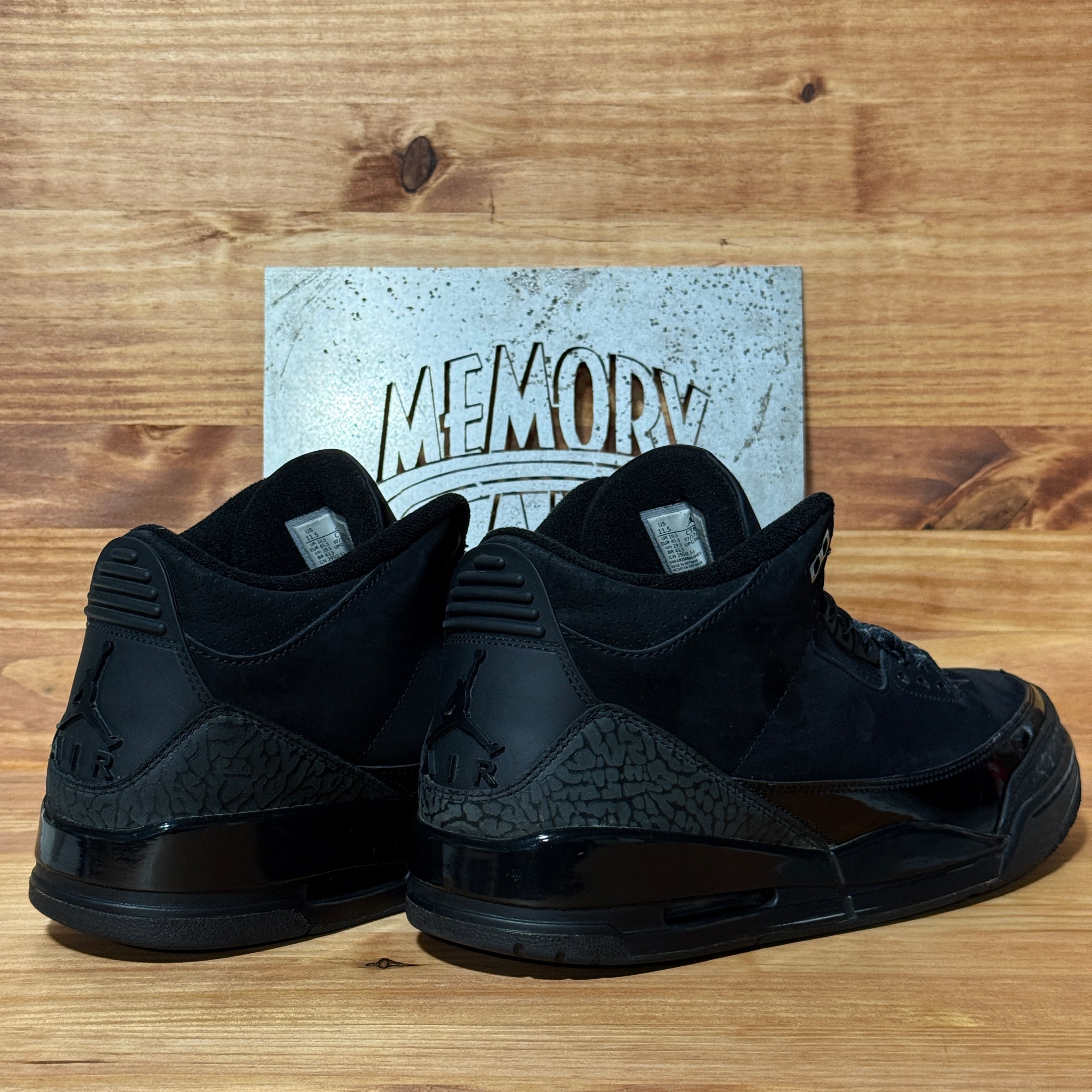 Jordan 3 Retro Black Cat (2025)
