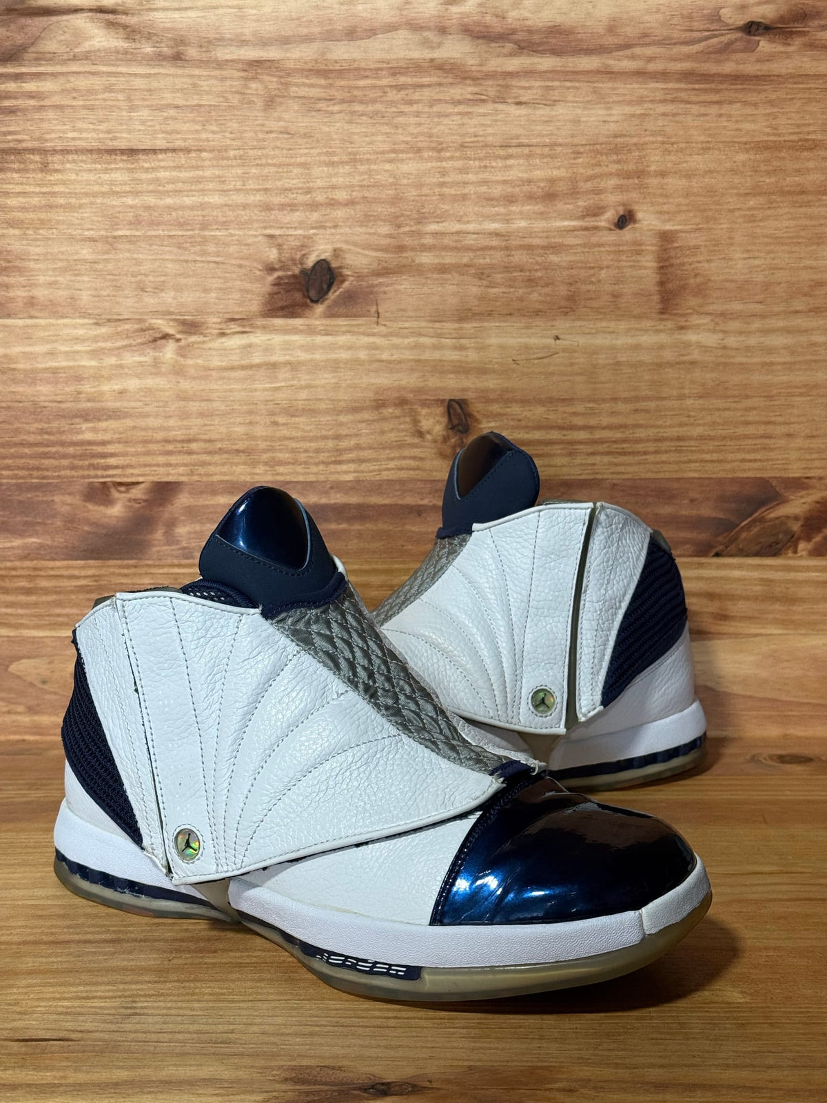 Jordan 16 Retro Midnight Navy (2016) - Size 10