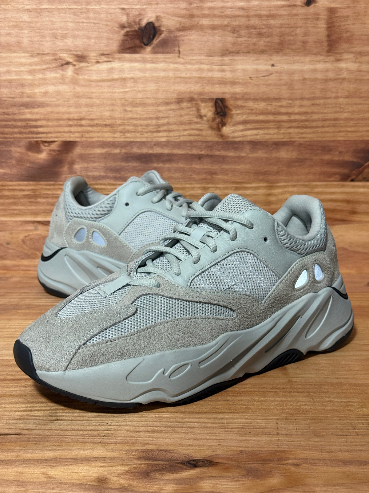 adidas Yeezy Boost 700 Salt