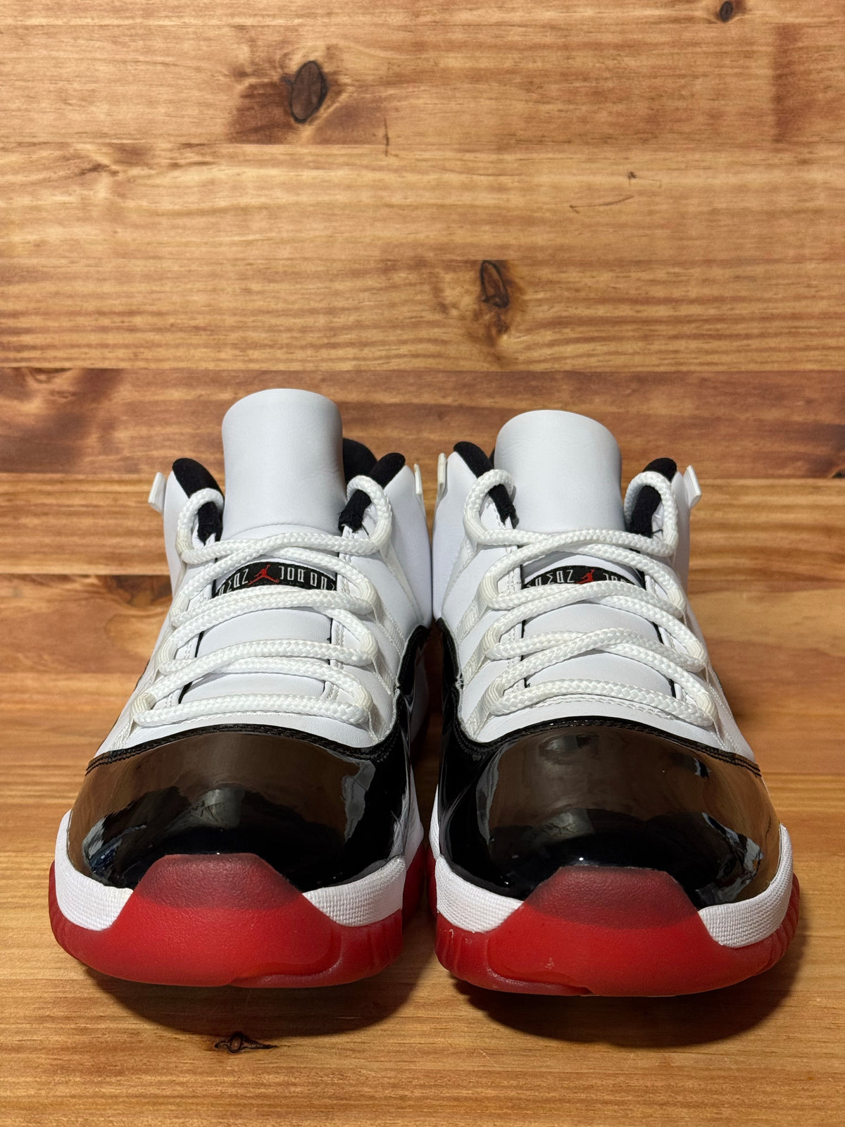 Jordan 11 Retro Low Concord Bred