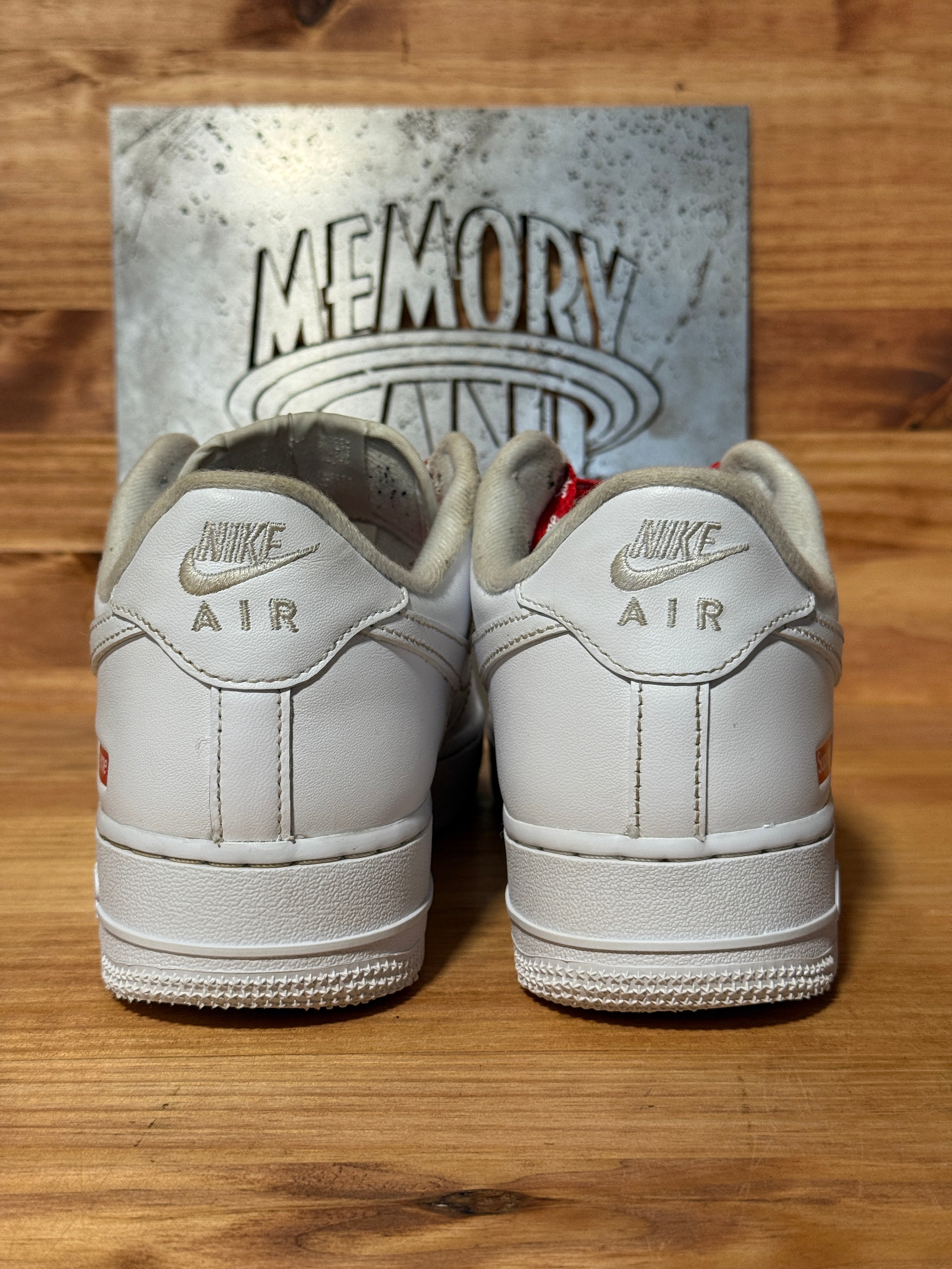 Nike Air Force 1 Low Supreme White