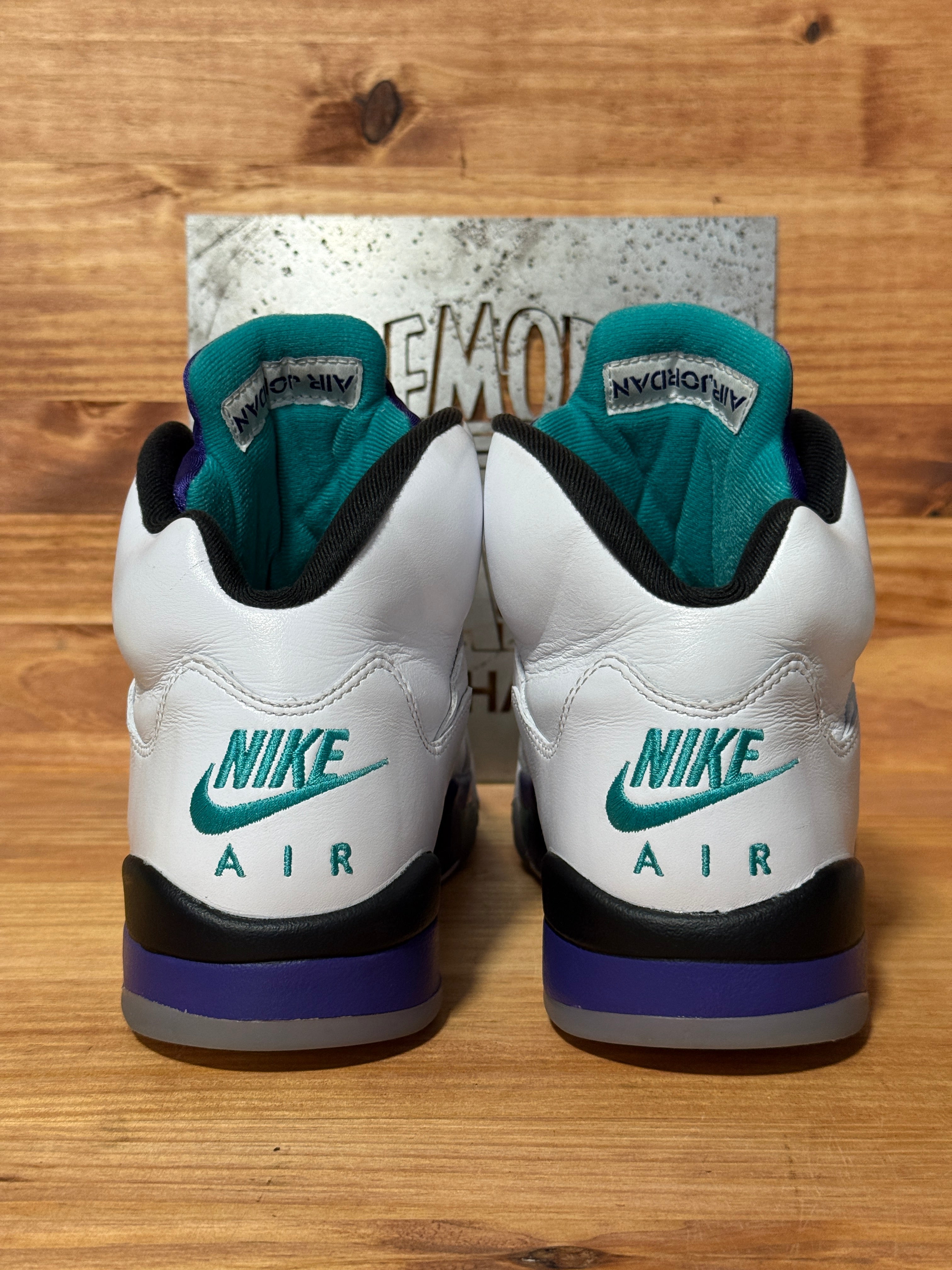 Jordan 5 Retro Grape (2025)