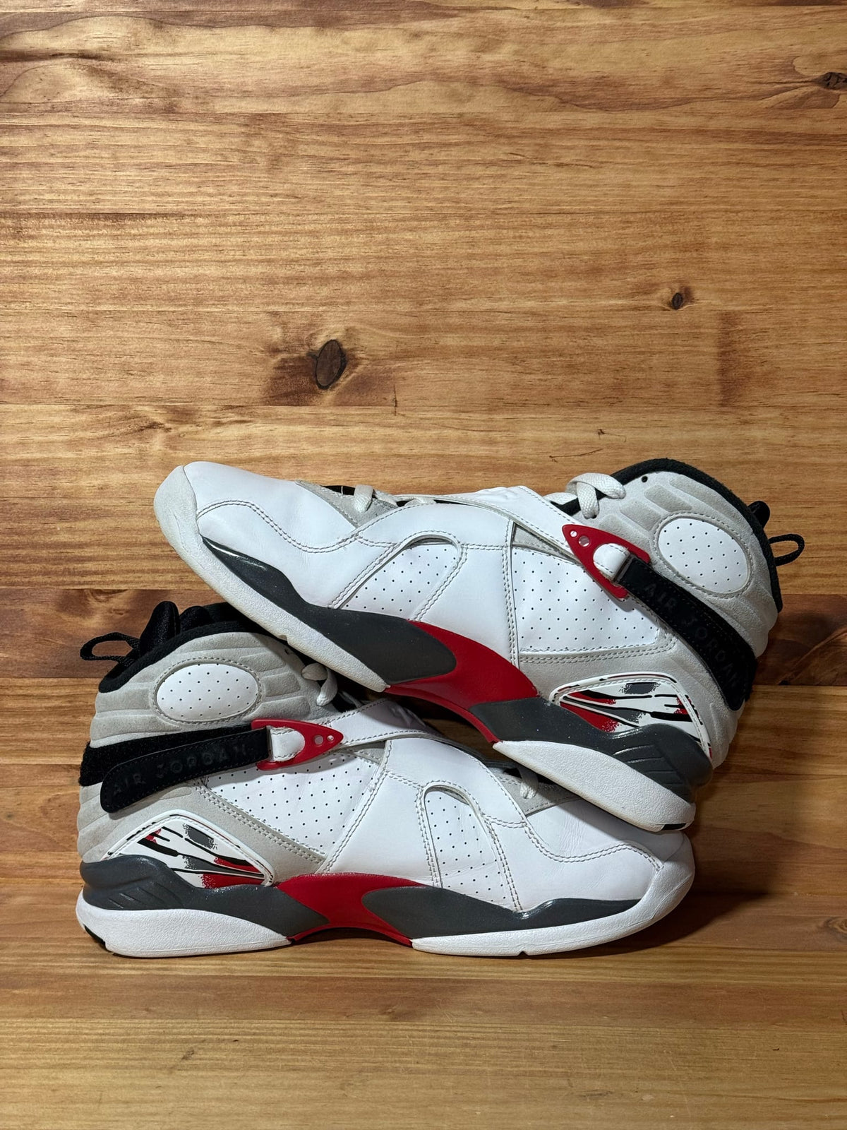 Jordan 8 Retro White True Red (2025) - Size 9