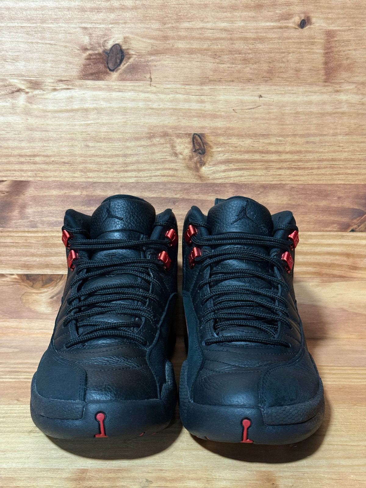 Jordan 12 Retro Bloodline - Size 7.5