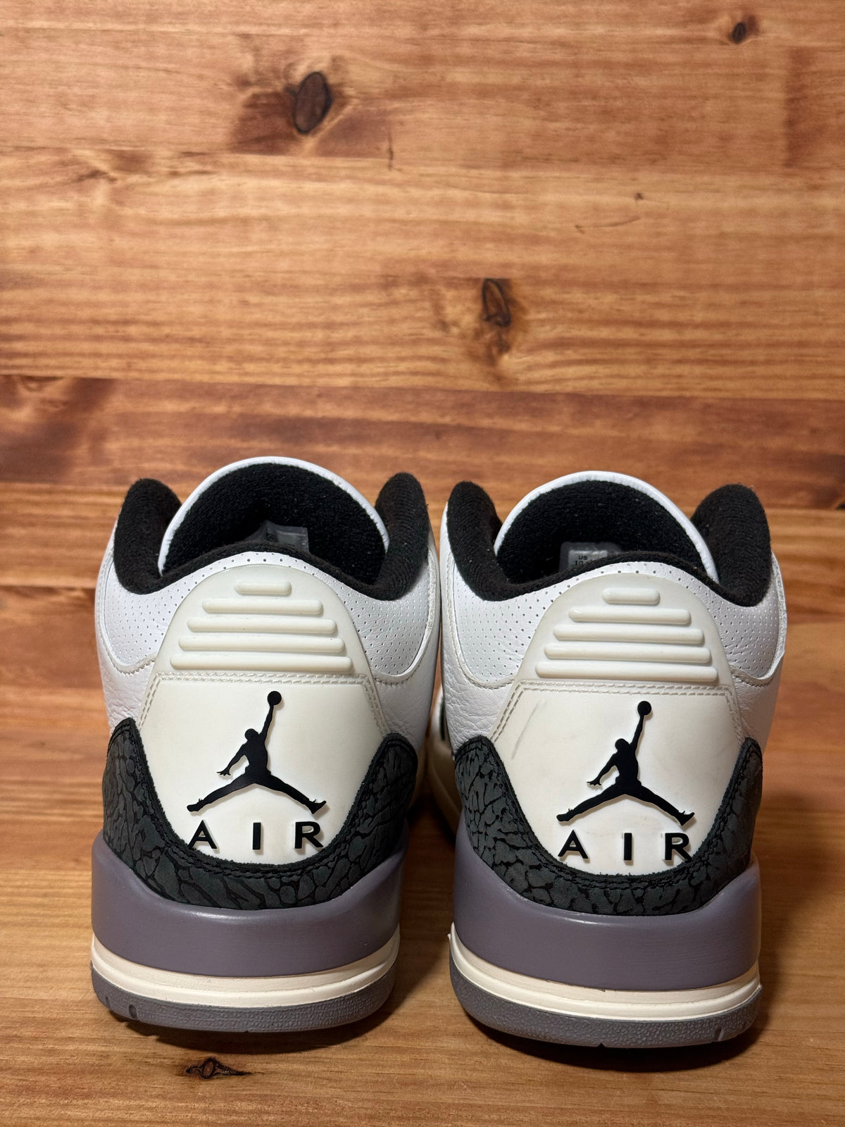 Jordan 3 Retro Cement Grey
