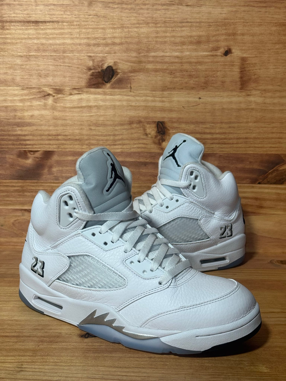 Jordan 5 Retro White Metallic (2026)