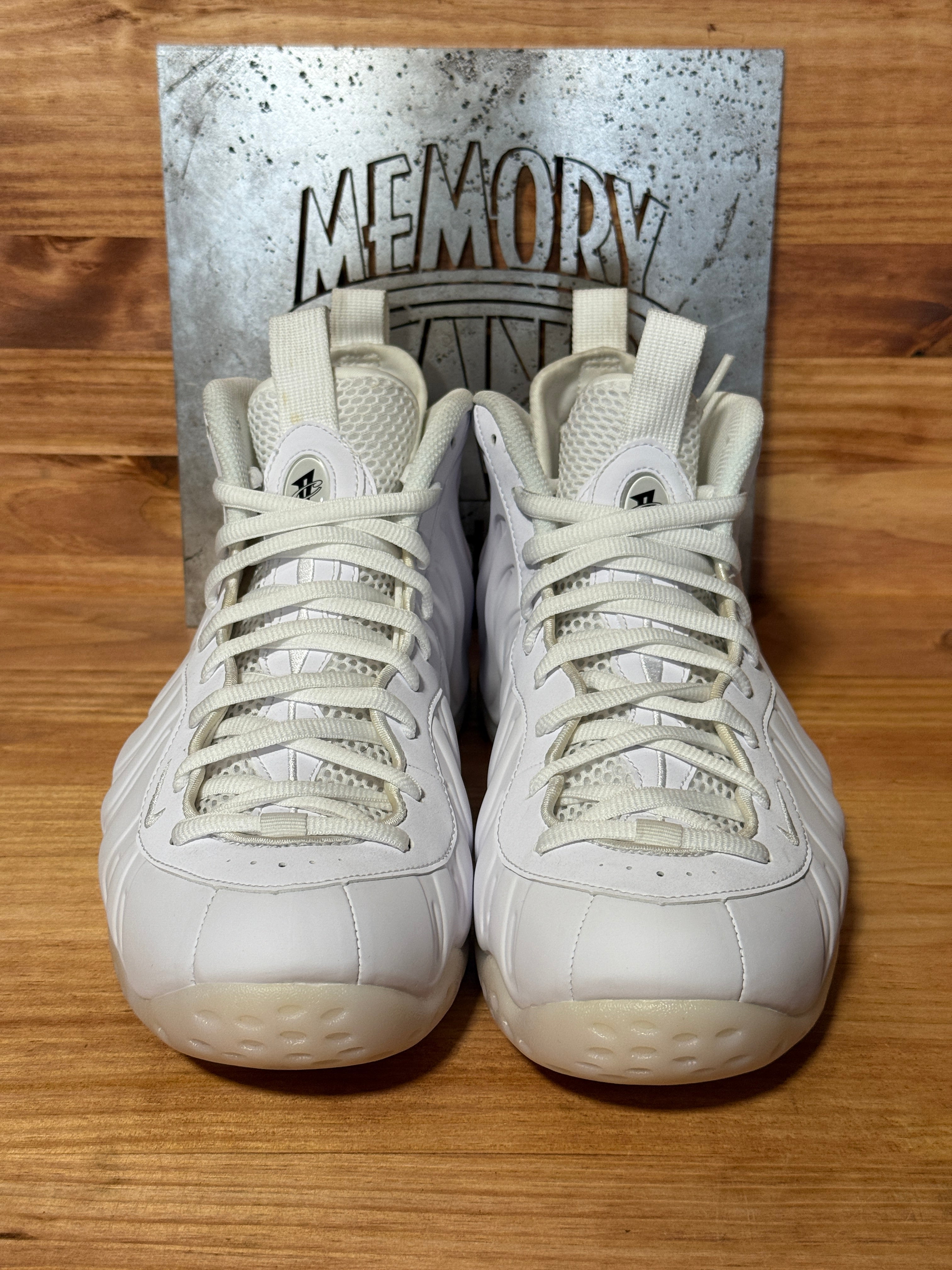 Nike Air Foamposite One Triple White