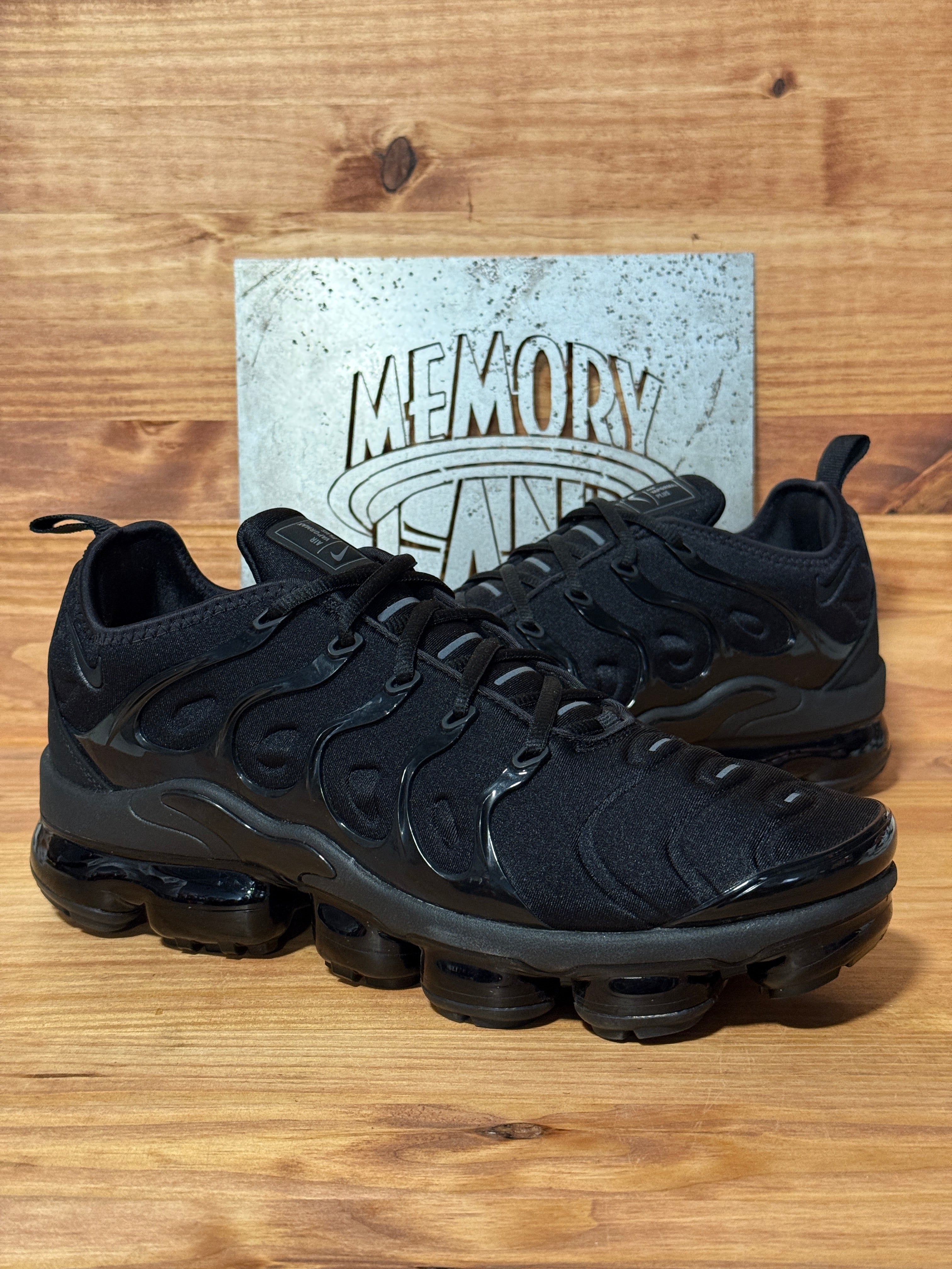 Nike Air VaporMax Plus Triple Black