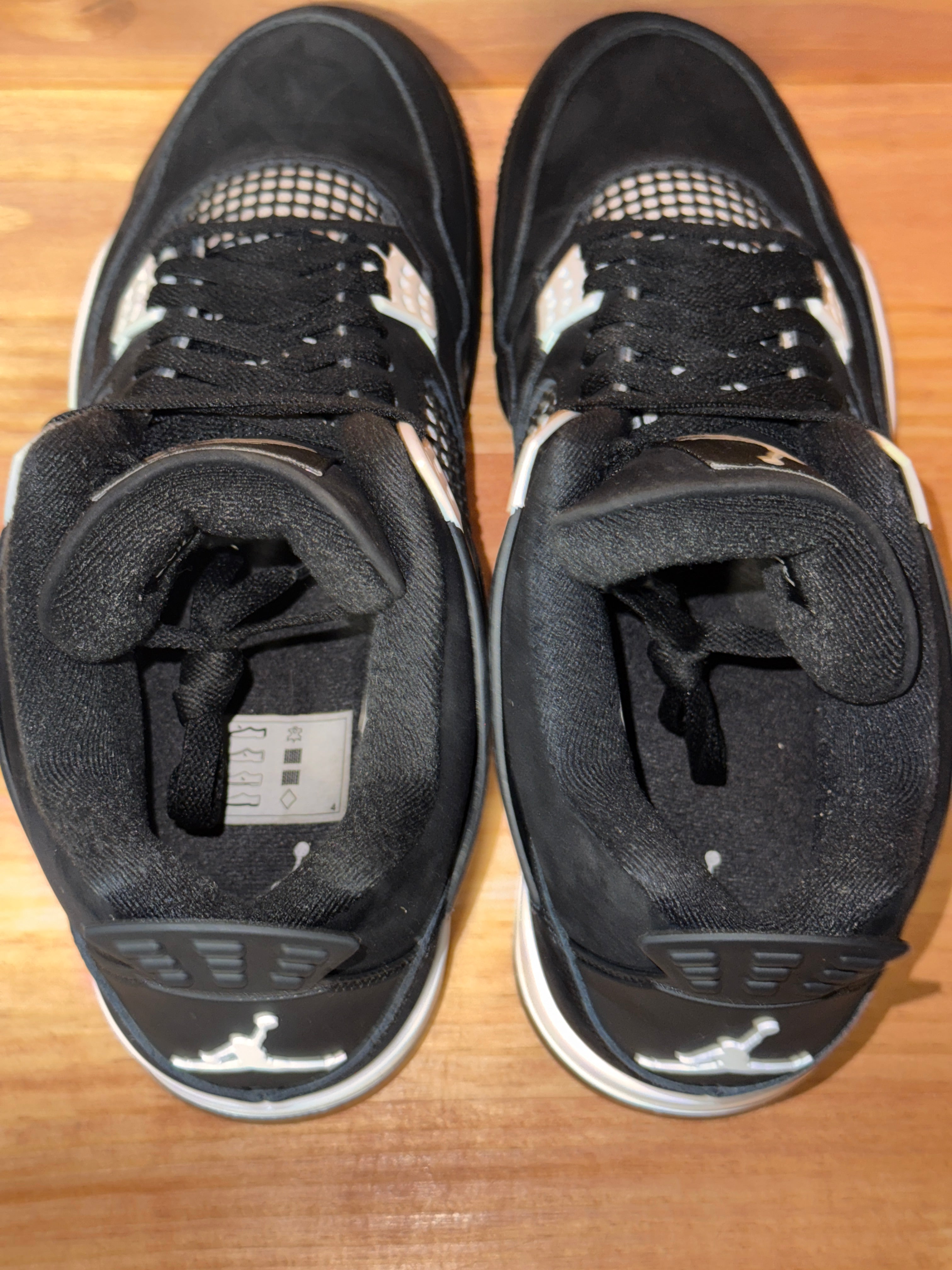 Jordan 4 Retro White Thunder