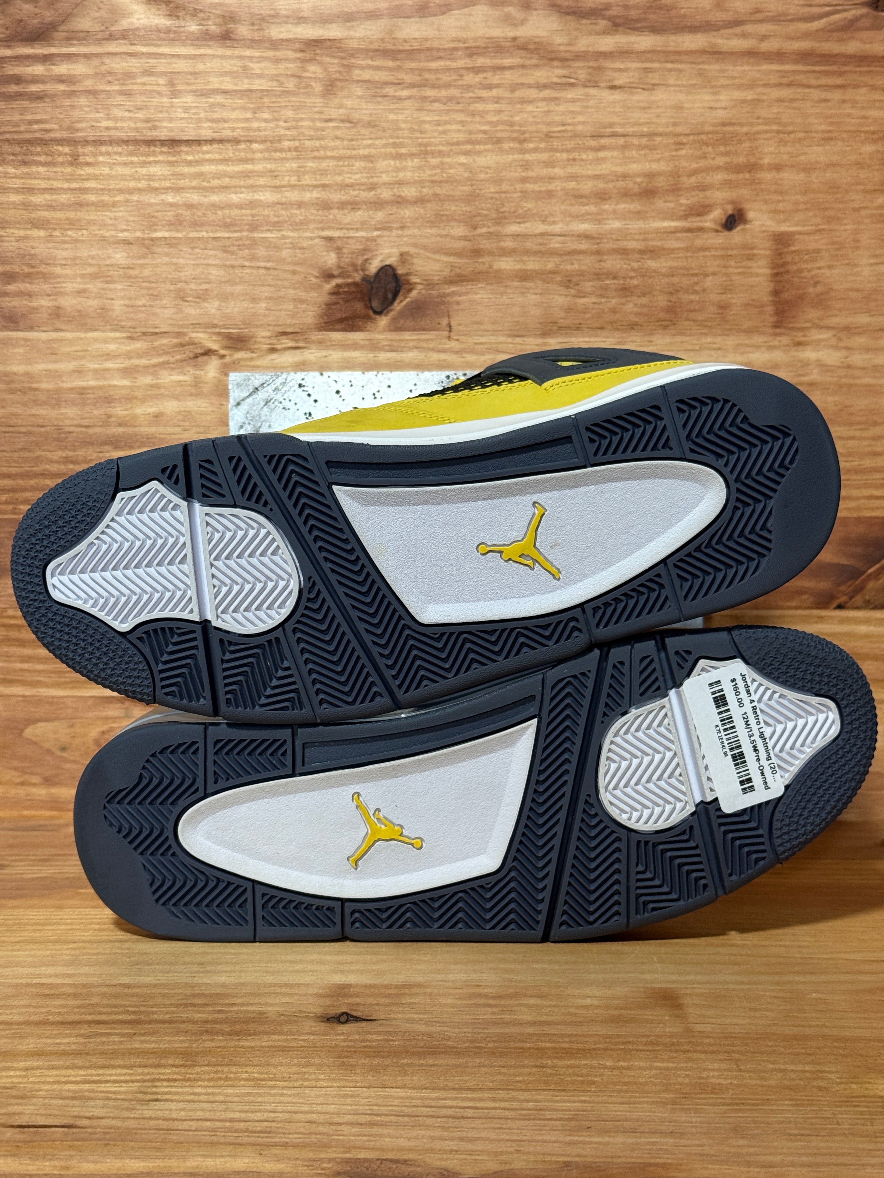 Jordan 4 Retro Lightning (2021)