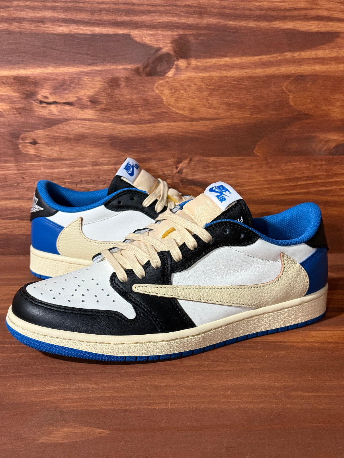 Jordan 1 Retro Low OG SP Fragment x Travis Scott Size 8