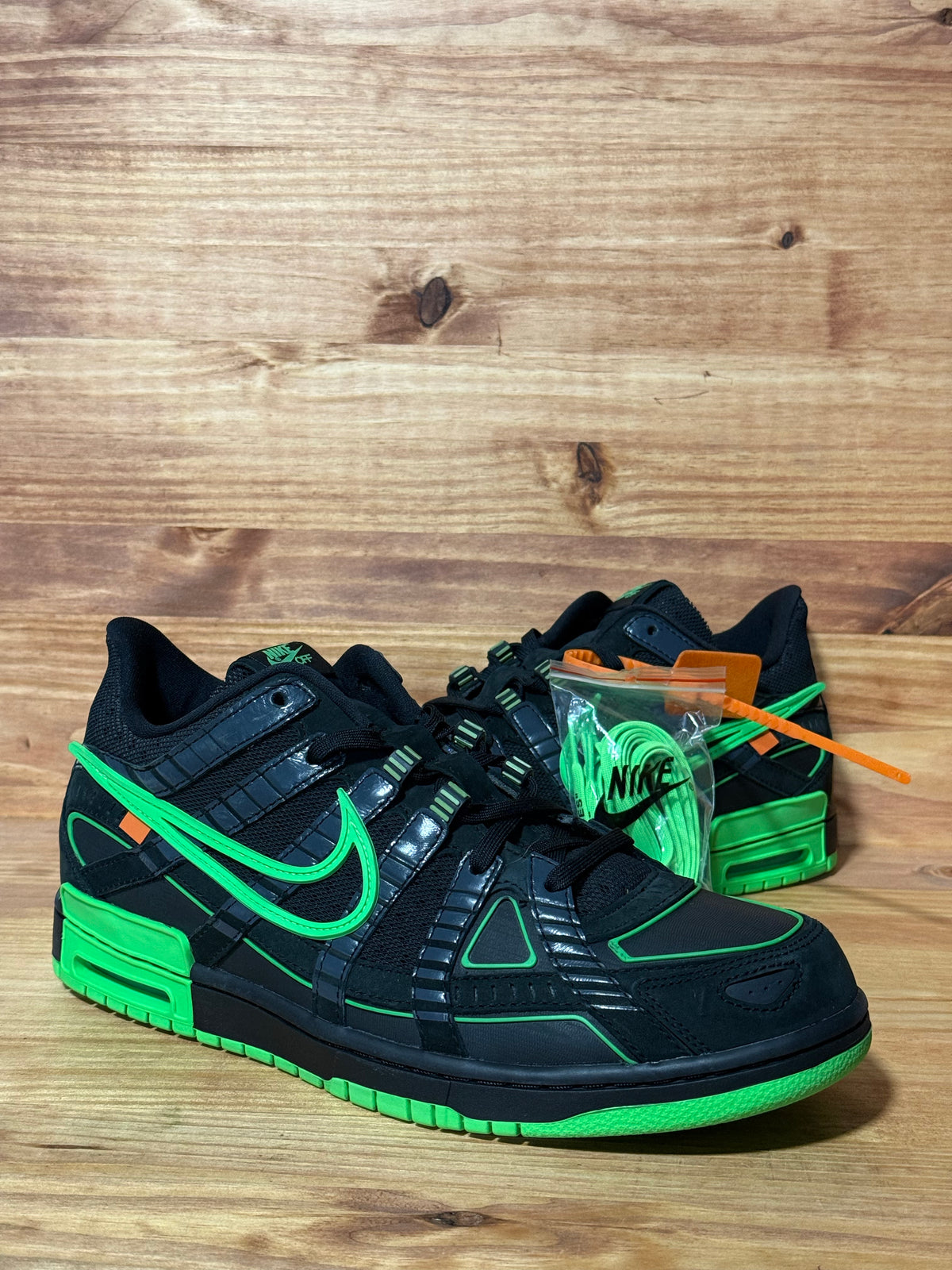 Nike Air Rubber Dunk Off-White Green Strike