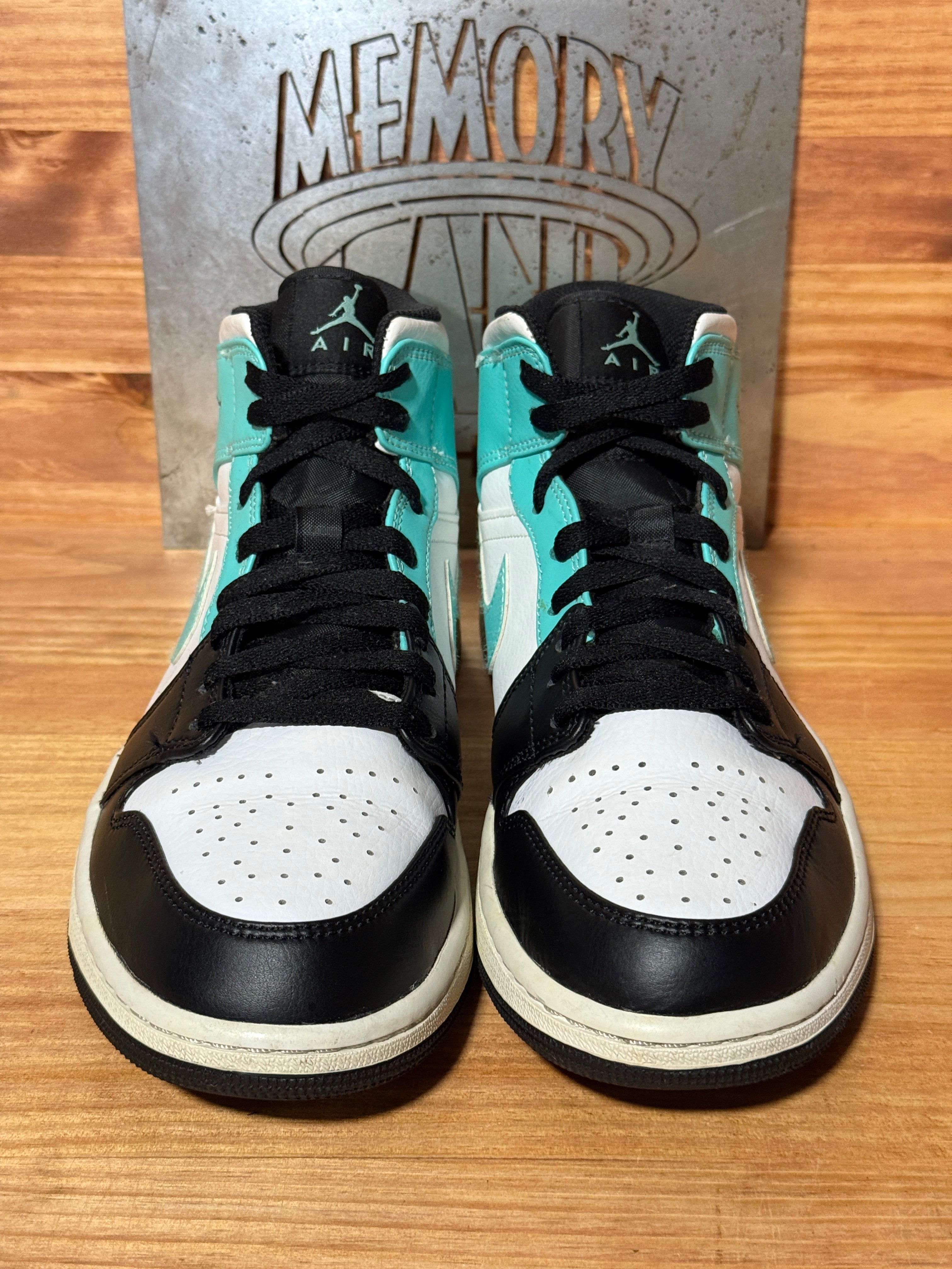Jordan 1 Mid Tropical Twist Igloo