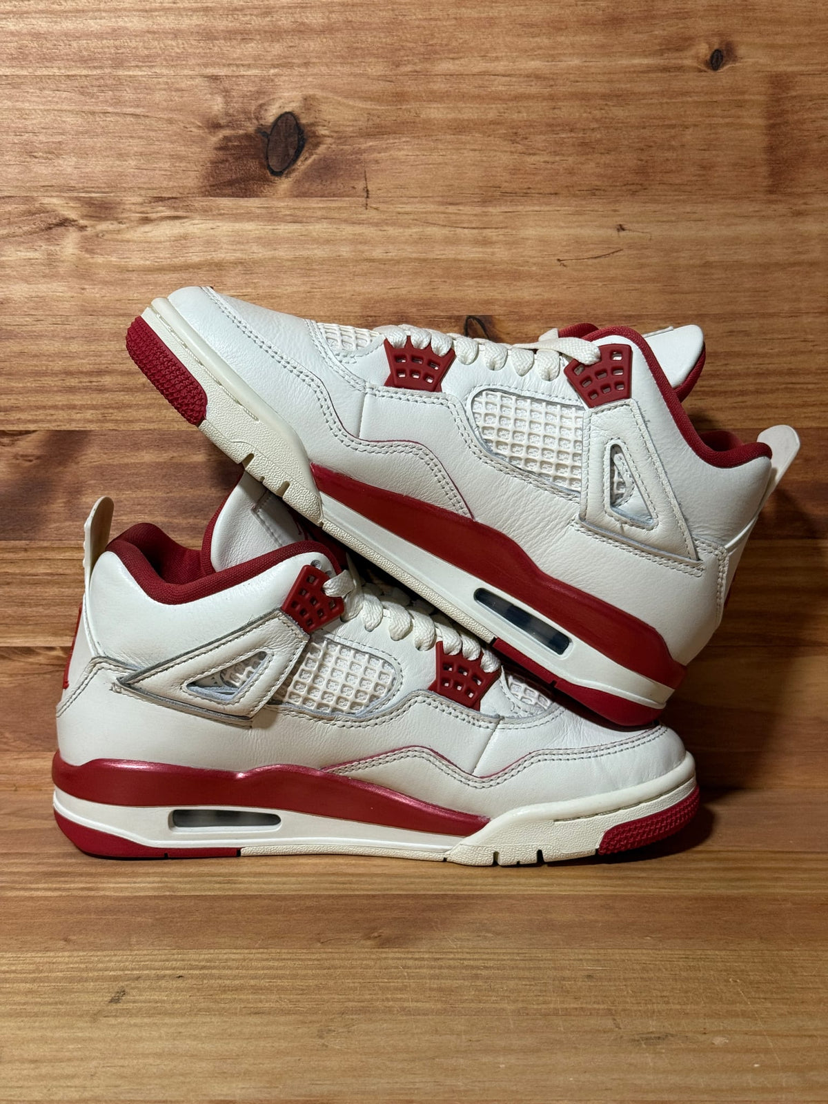Jordan 4 Retro Valentine's Day Sierra Red (Women's) - Size 4.5M