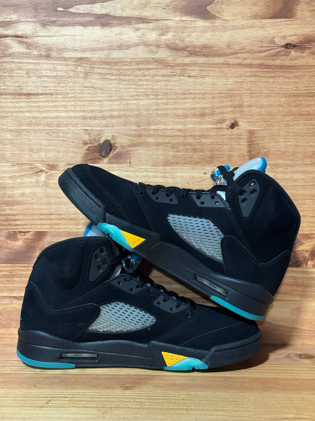 Jordan 5 Retro Aqua