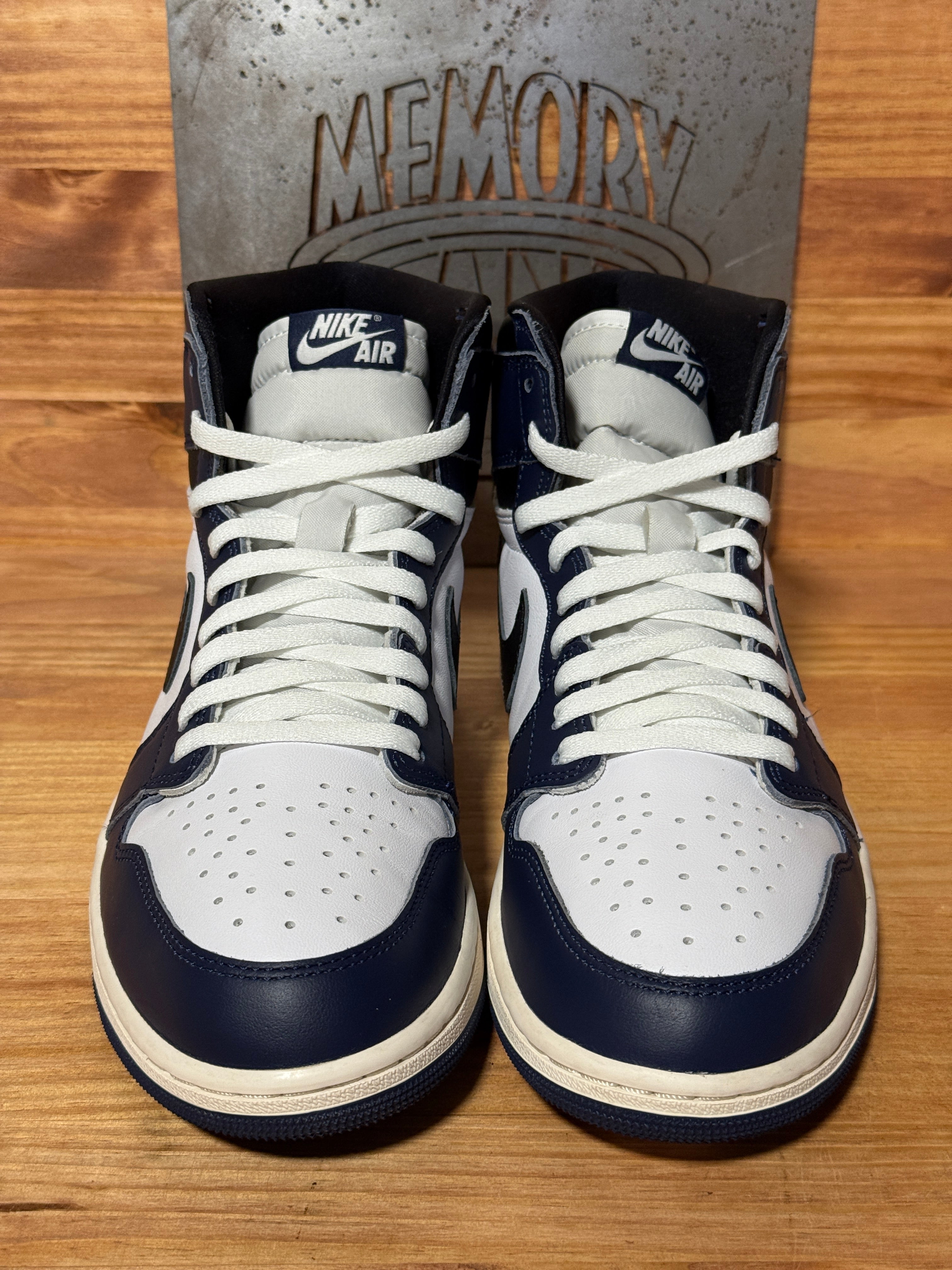 Jordan 1 Retro High OG Midnight Navy