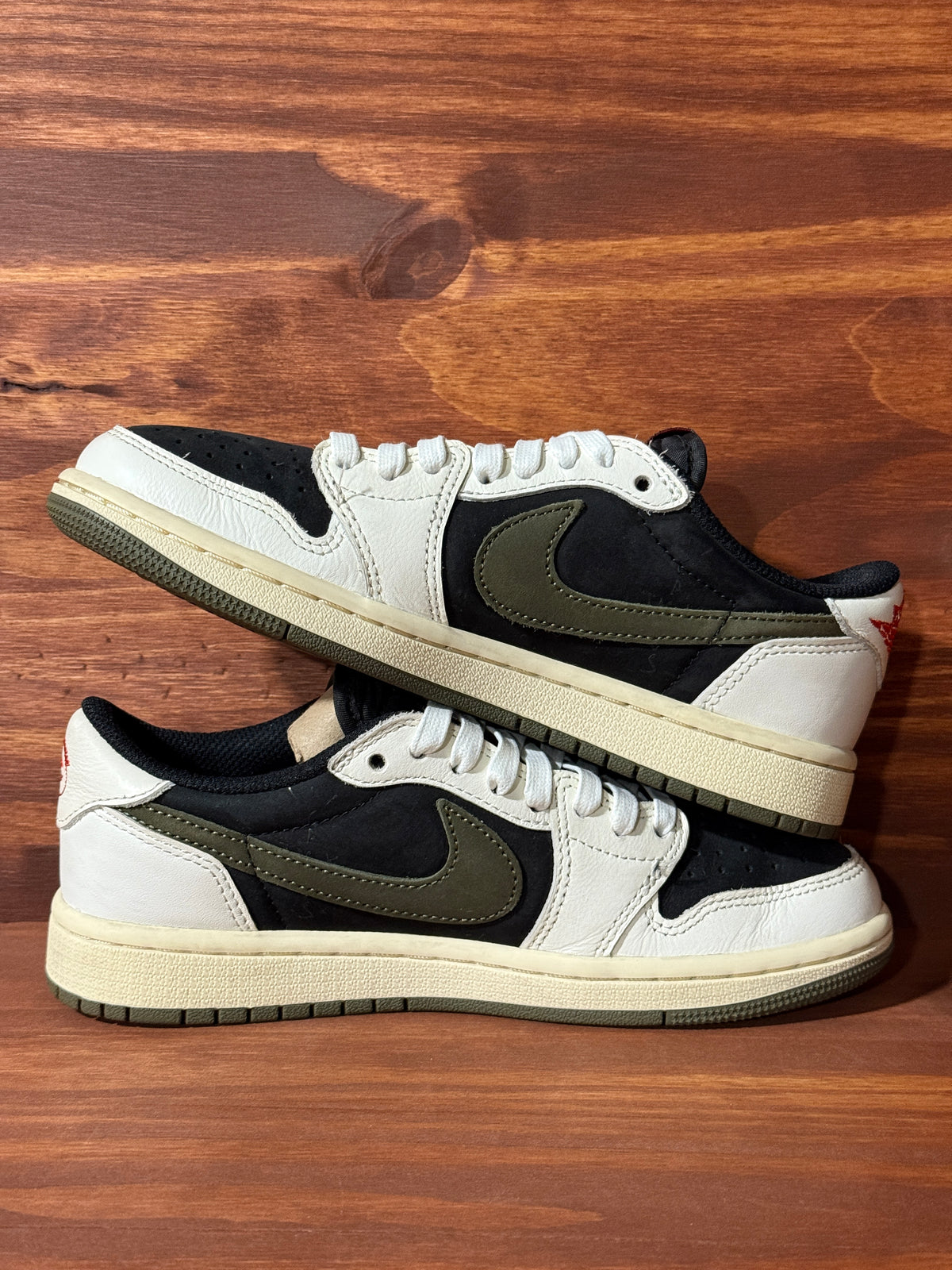 Jordan 1 Retro Low OG SP Travis Scott Olive (Women's)