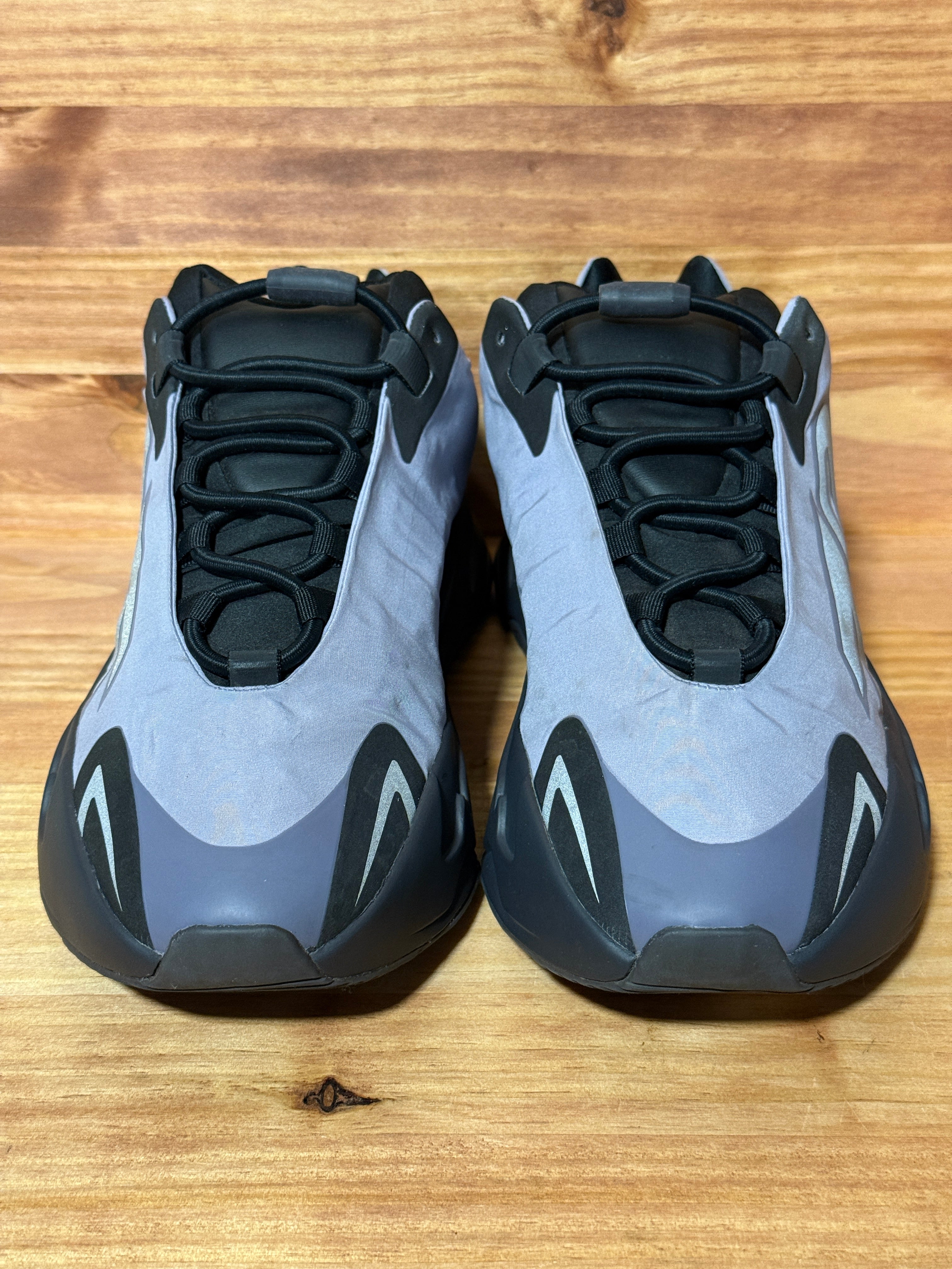 adidas Yeezy Boost 700 MNVN Geode